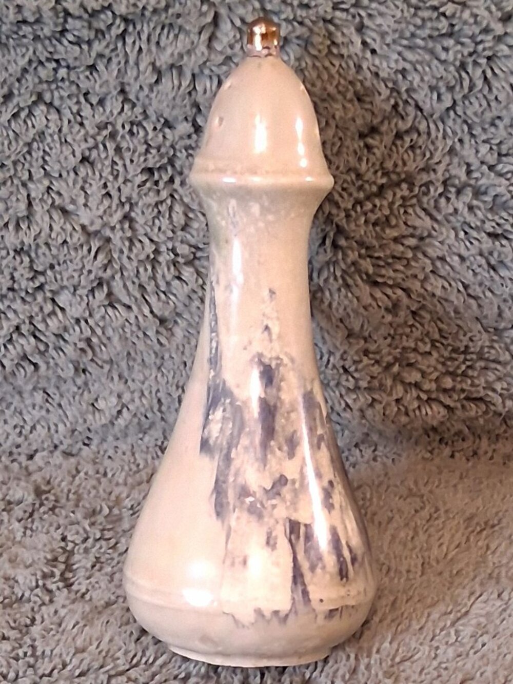 Vintage 1960s Studio Pottery Shaker Signed Lillie H 1963 Luster Gold Trim - Picture 2 of 7